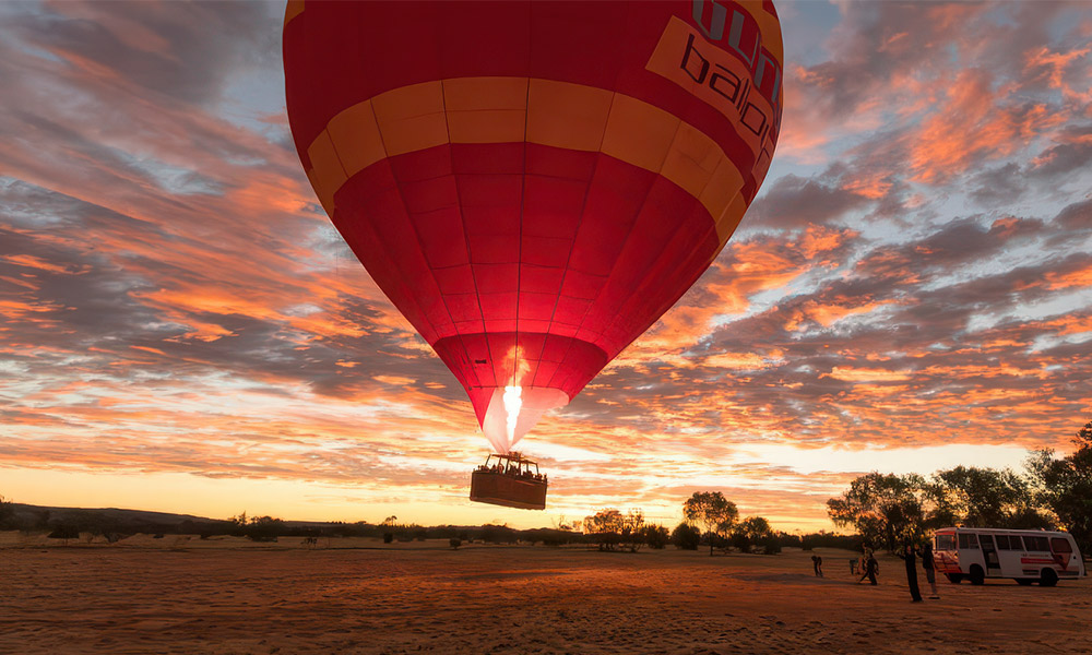 Hot Air Balloon in Alice Springs