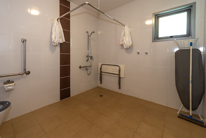 Superior Studio Access Cabin