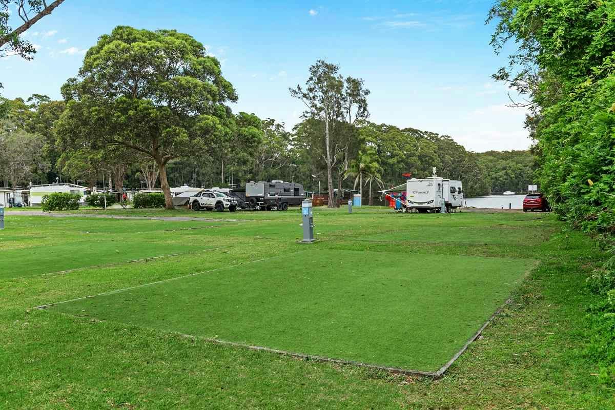 Powered Tent Site | Discovery Parks - Burrill Lake, Ulladulla Caravan ...