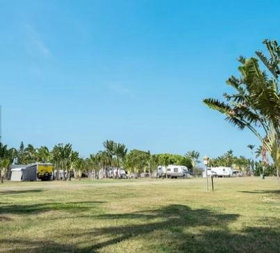 Grass Powered Sites | Mackay Caravan Park | G'day Parks
