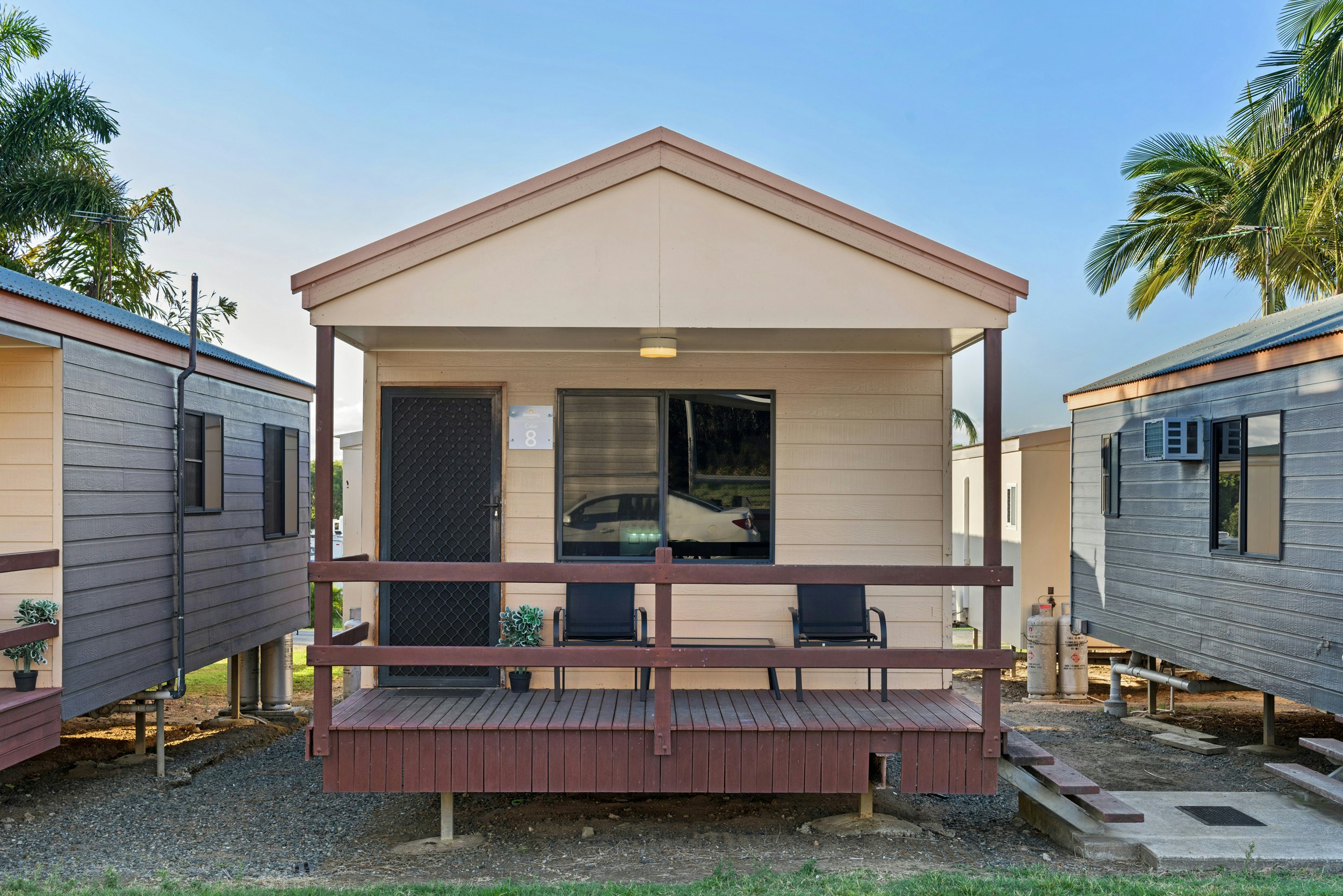 Standard 1 Bedroom Cabin - Sleeps 4 | Discovery Parks Mackay ...