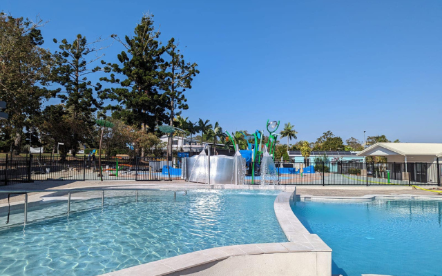 Lake Tinaroo Accessible pool