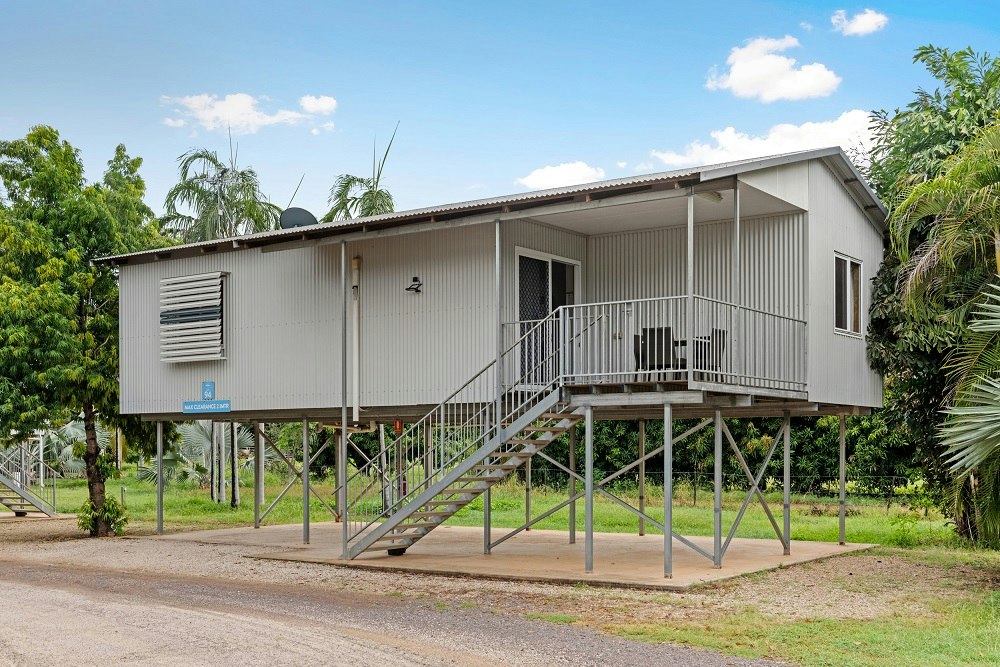 Superior 2 Bedroom Cabin - Pet Friendly | Discovery Parks - Katherine ...