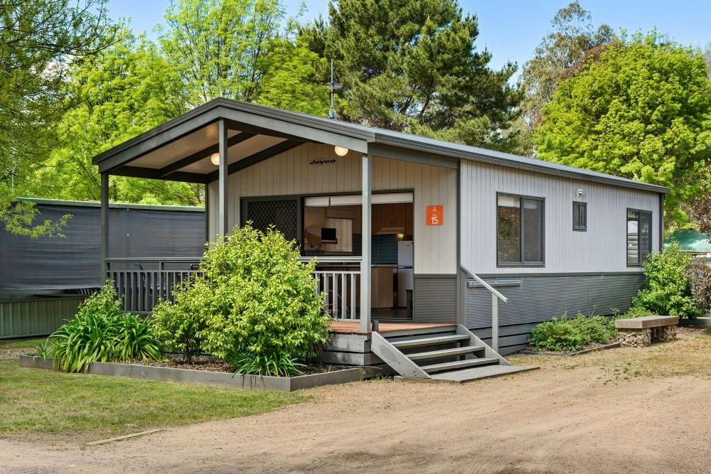 Superior 2 Bedroom Cabin - Sleeps 4 | Discovery Parks - Mount Buffalo ...
