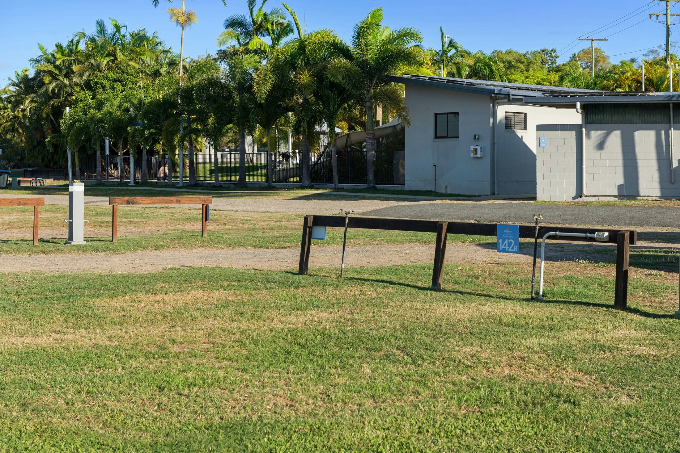 Powered Grass Site | Discovery Parks - Mackay Caravan & Holiday Park