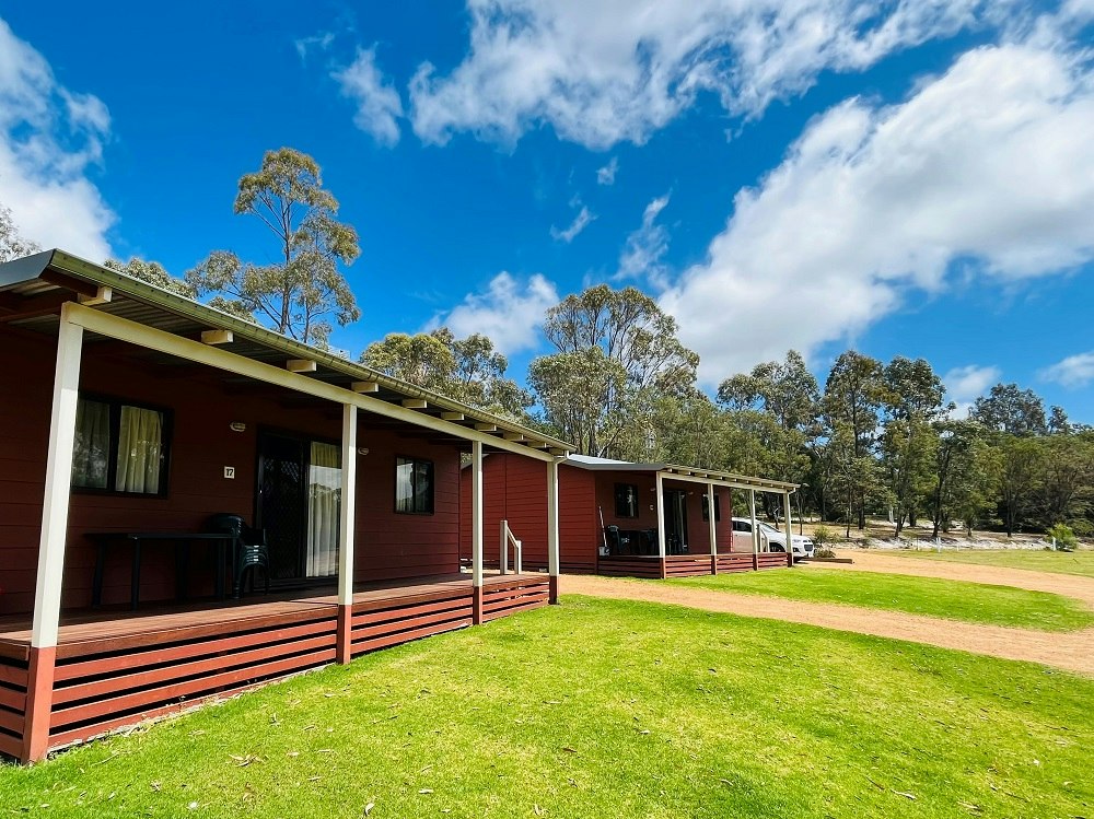 Superior 2 Bedroom Cabin - Sleeps 6 | Discovery Parks - Margaret River ...