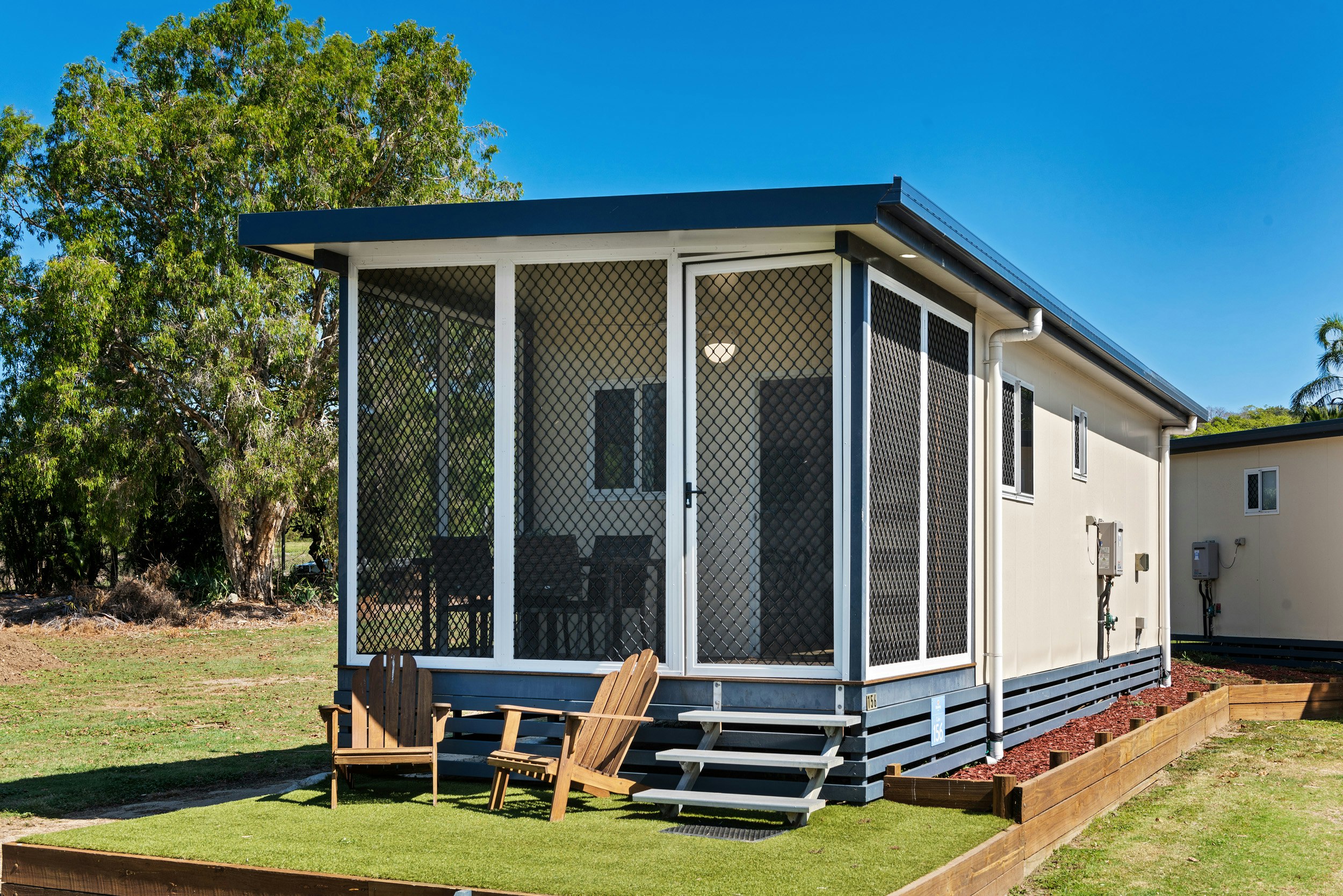 Deluxe Villa | Discovery Parks - Mackay Caravan & Holiday Park